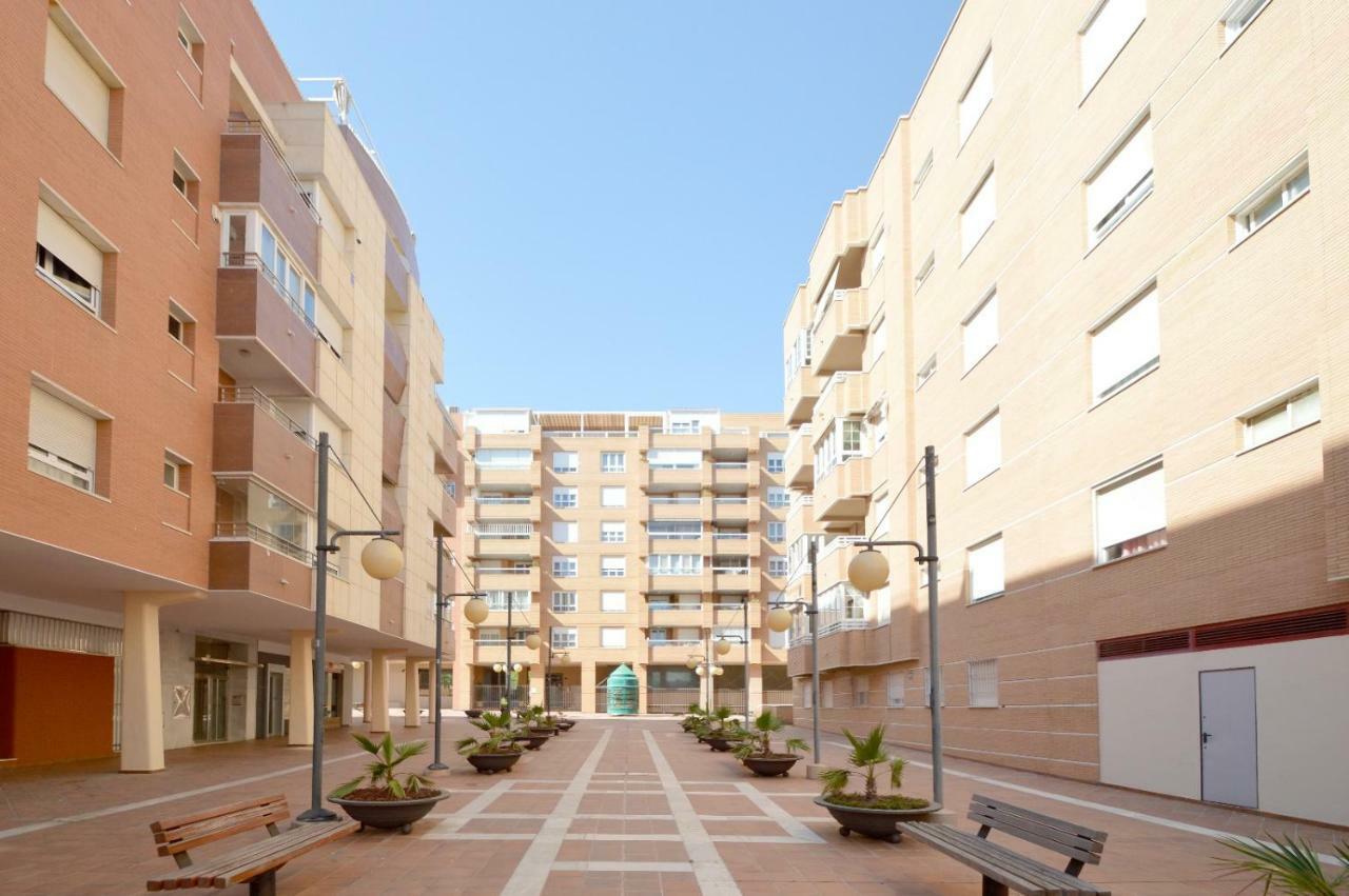 Ferienwohnung Moderno Apartamento Frente A La Playa Y El Centro Almería Exterior foto