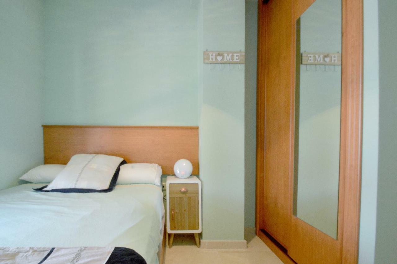 Ferienwohnung Moderno Apartamento Frente A La Playa Y El Centro Almería Exterior foto